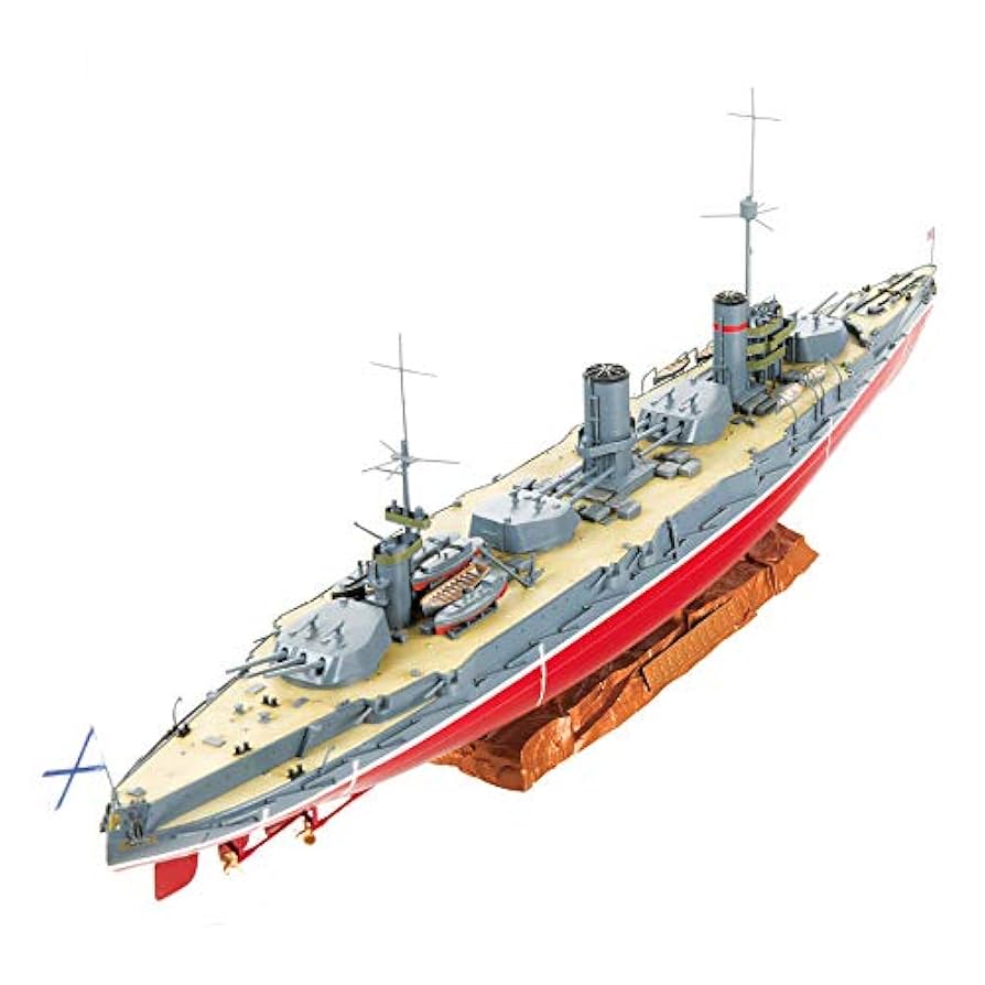 ズベズダ ガングート級 セヴァストポリ1／350 プラモデル Amazon | ズベズダ 1/350 ソビエト海軍 ガングート級戦艦